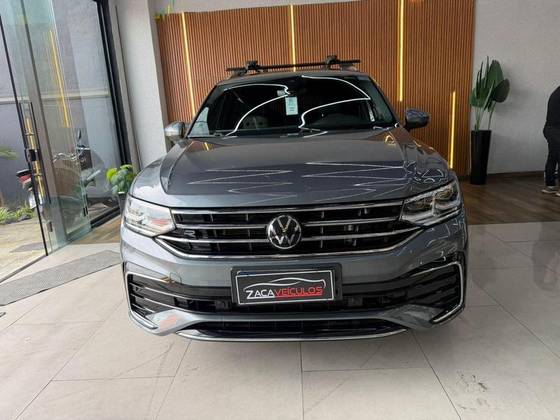 VOLKSWAGEN TIGUAN 2.0 300 TSI GASOLINA ALLSPACE R-LINE AUTOMÁTICO VOLKSWAGEN TIGUAN 2.0 300 TSI GASOLINA ALLSPACE R-LINE AUTOMÁTICO